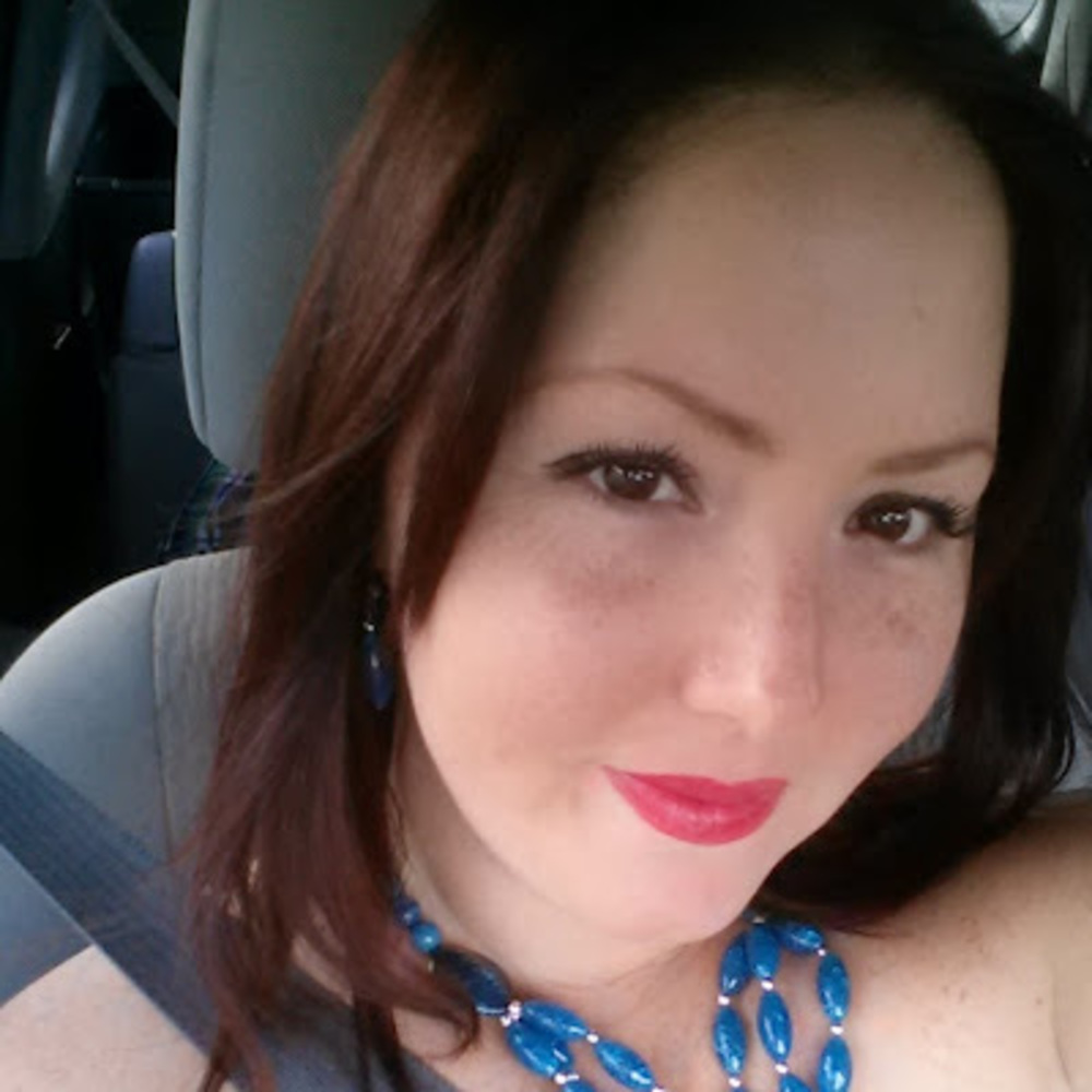 Meet your Posher, Xiomara